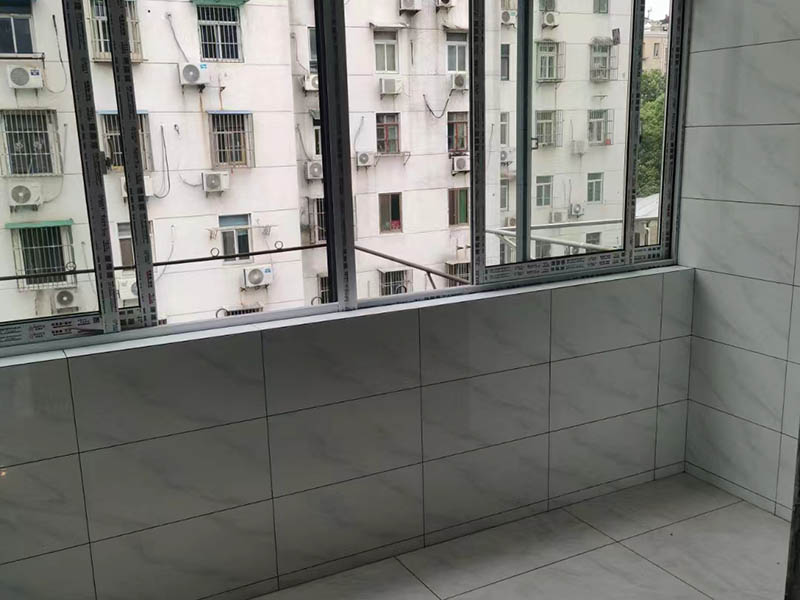 地板膠的正確使用方法和比例是什么？