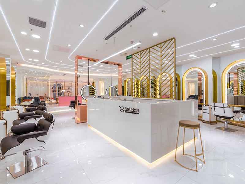 德陽理發(fā)店裝修成什么風(fēng)格受歡迎，理發(fā)店怎么挑選燈具