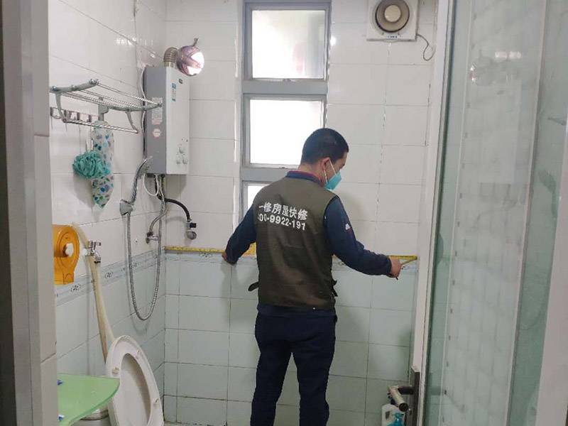 鄭州維修公司哪家口碑好，鄭州淋浴房移門滑輪維修電話哪里找