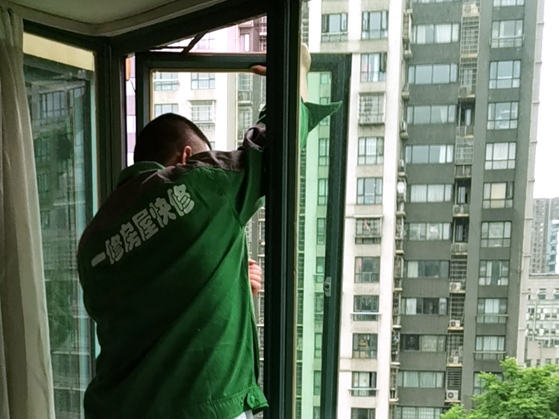 哪里能找到室內(nèi)裝修隔斷用什么隔音，熟人介紹的裝修公司靠譜嗎