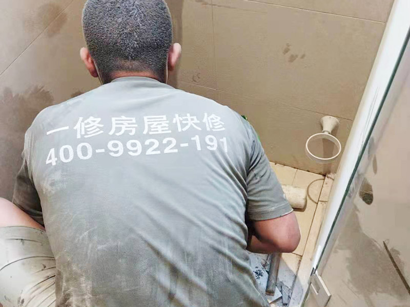 櫥柜抽屜維修工人哪里找，活兒太小一般維修公司都不接，太無奈