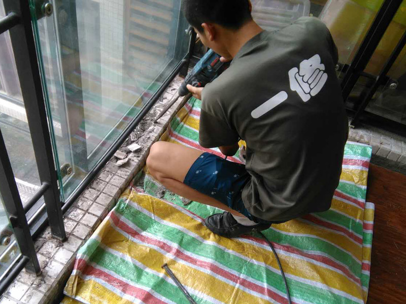 長沙房頂漏水可以自己修補(bǔ)嗎，長沙房頂漏水維修價(jià)格