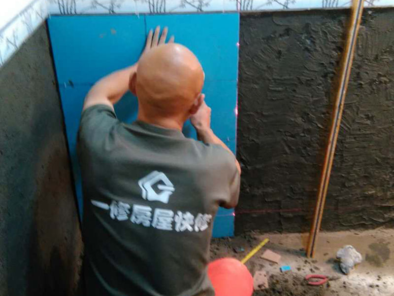 清水房裝修價格,四平米衛(wèi)生間簡單裝修需要多少錢；衛(wèi)生間裝修也需要裝修標(biāo)準(zhǔn)