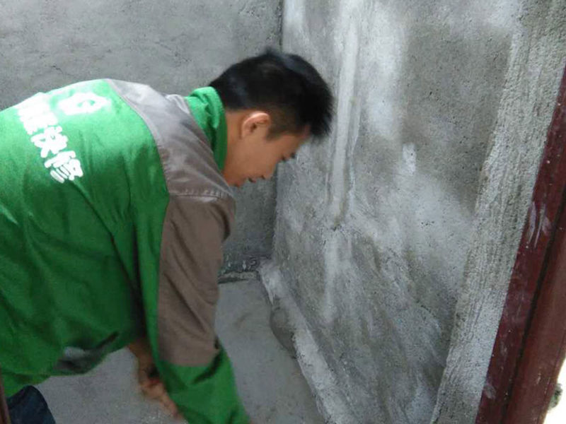 毛坯房裝修找誰,毛坯房裝修時(shí)大部分是請裝修公司設(shè)計(jì)呢，還是自己找材料讓人來裝修呢