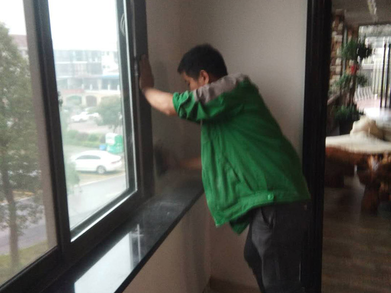 石家莊墻面刷漆的價格大概多少，石家莊墻面刷漆需要注意什么