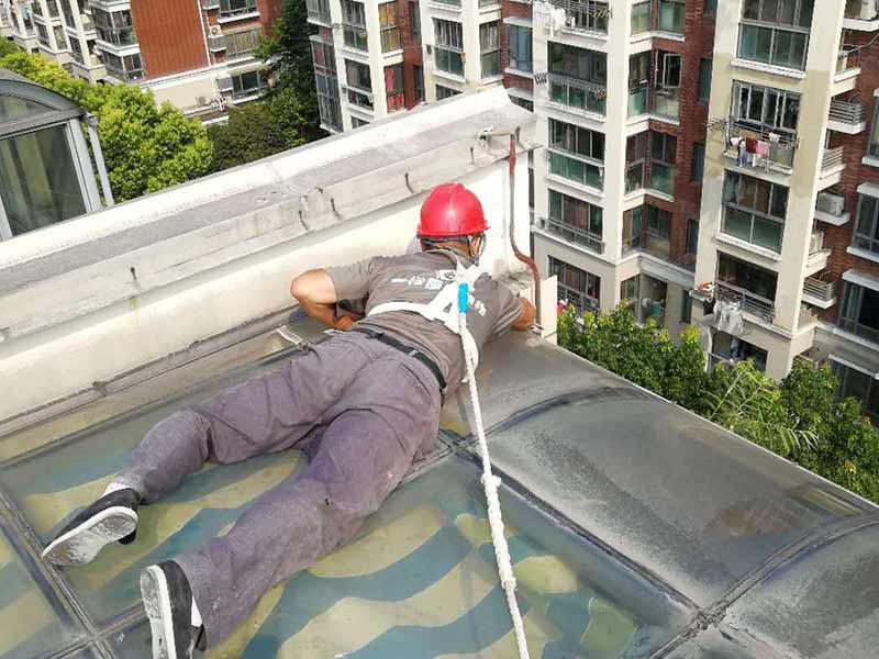 成都防水工人怎么找，靠譜的防水工人必須具備這幾個(gè)條件