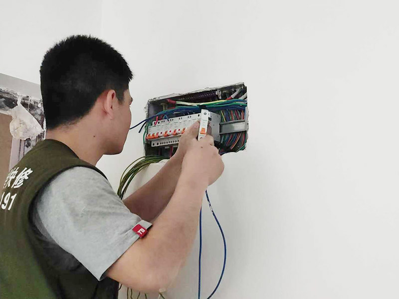 正規(guī)家裝水電驗收時遇到這種情況，武漢裝修公司都會毫不猶豫的返工