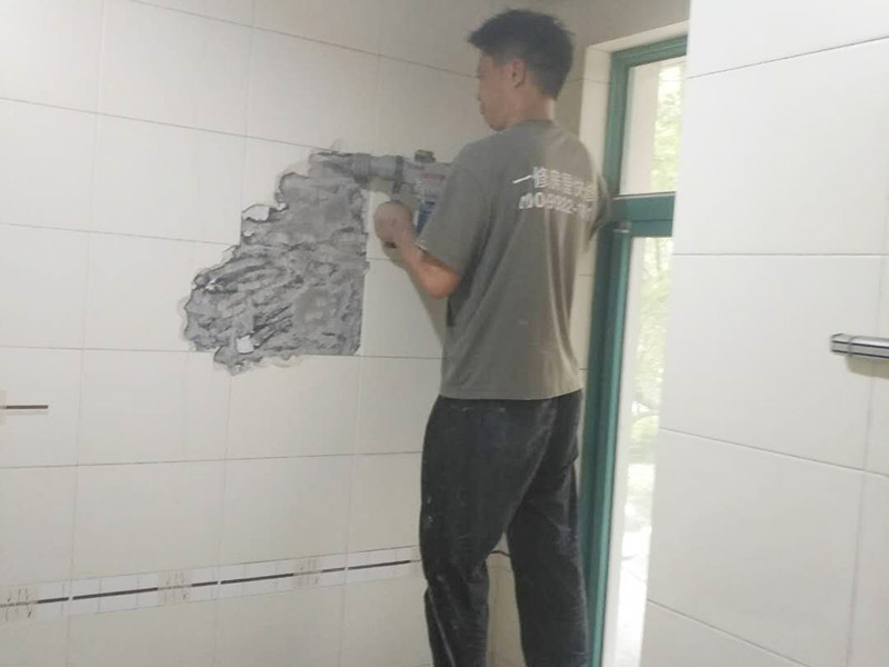 廣州防水補漏師傅的“獨家秘笈”，輕松拿捏各種漏水維修狀況