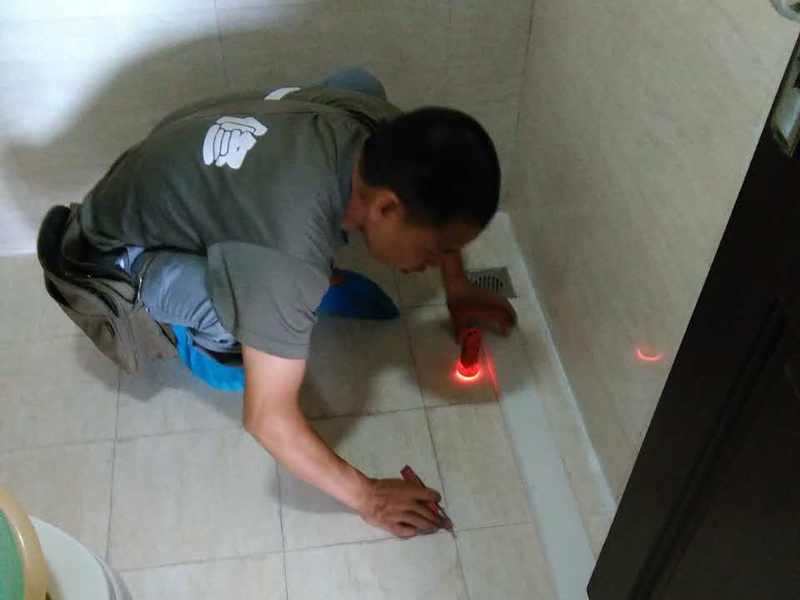 衛(wèi)生間地漏漏水鄰里關(guān)系不和睦，質(zhì)量問