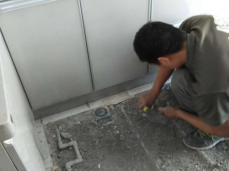廚房漏水維修方法不止一種，局部堵漏o