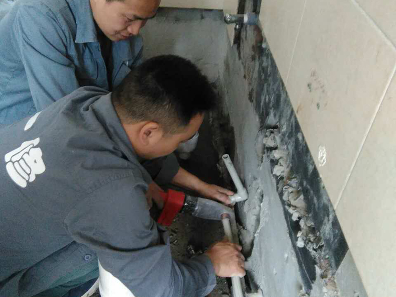 苦惱水管漏水怎么辦，原因材質(zhì)不同維修