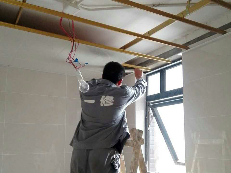 家庭電路維修檢測，跳閘多是因為線路過