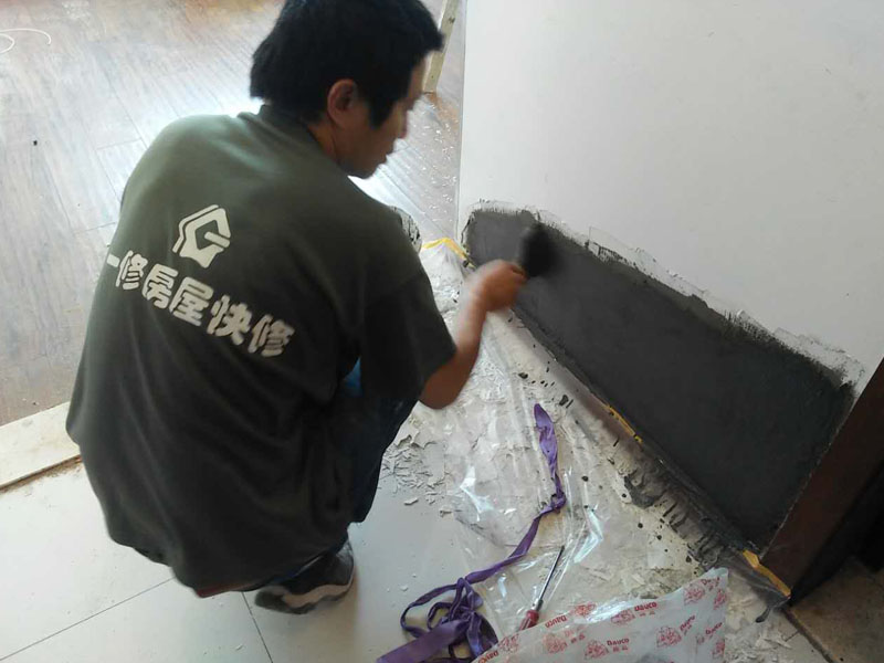 裝修入住半個月墻面發(fā)霉是為什么？應(yīng)如
