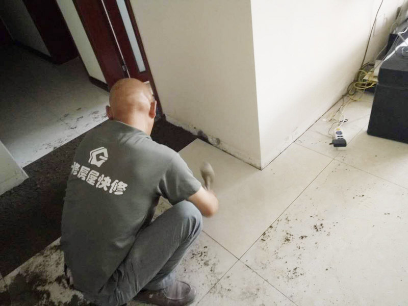 裝修瓷磚鋪貼不注意這些，小心日后瓷磚