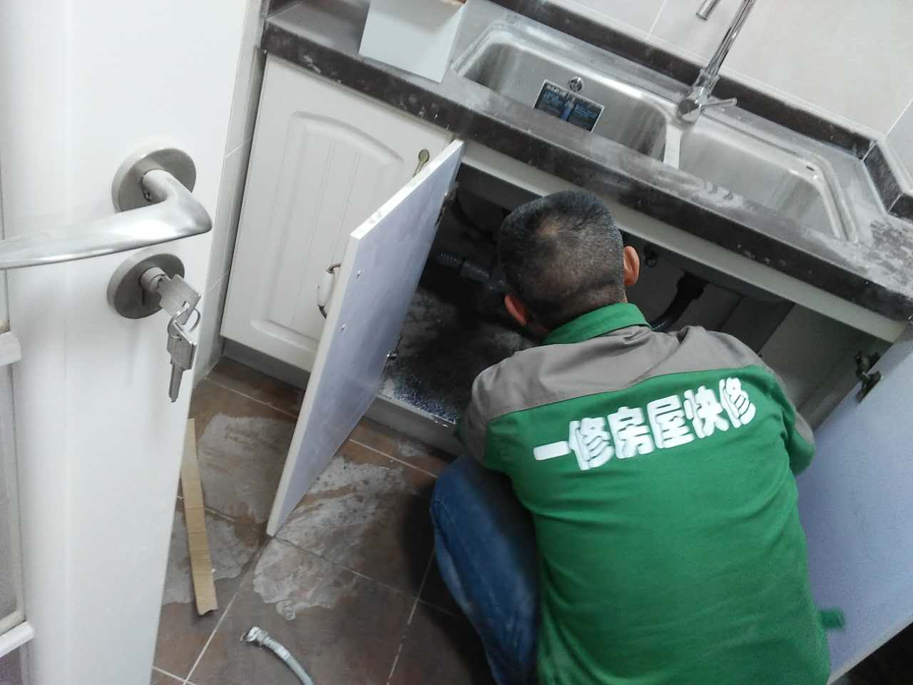 廚房櫥柜安裝怎么做？老師傅告訴你櫥柜
