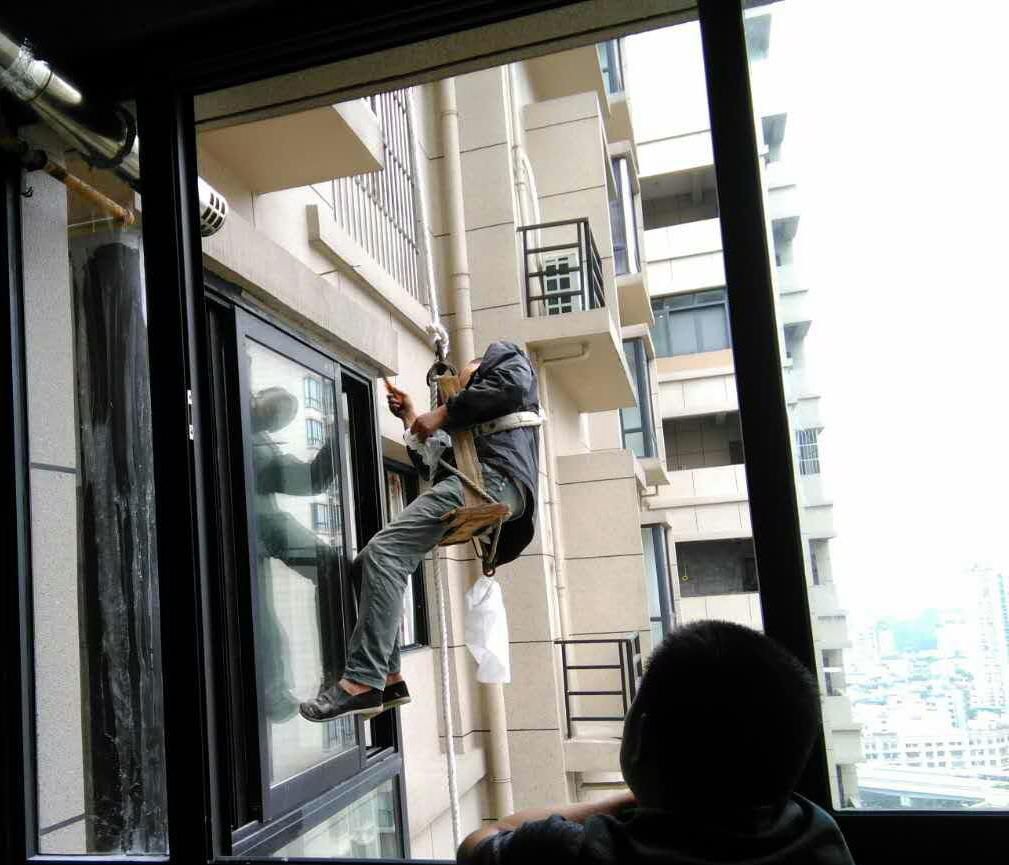 鄭州房屋維修公司哪一家技術(shù)好，鄭州門