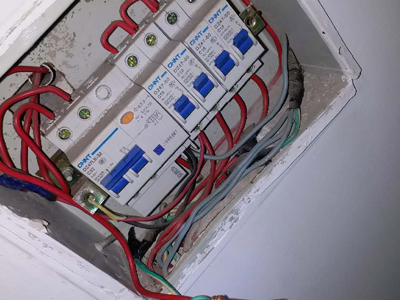 哪家婁底維修公司有專業(yè)電工，婁底電路