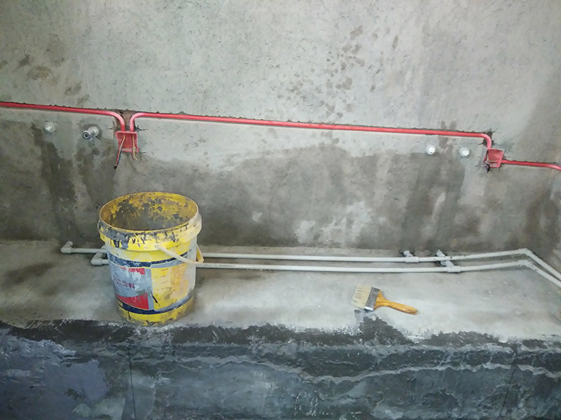廁所地板磚縫隙滲水該怎么辦，廁所地板