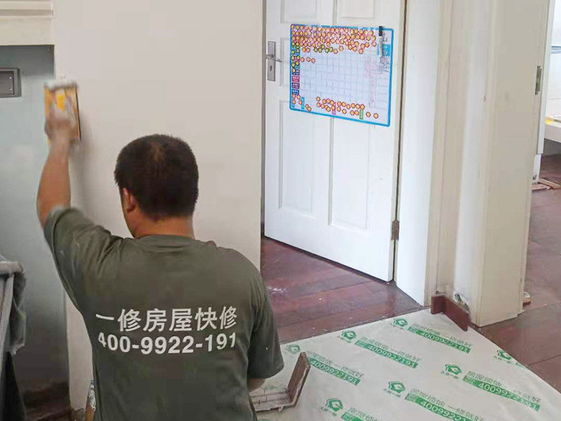 剛裝修完乳膠漆開(kāi)裂正常嗎，看看沈陽(yáng)裝