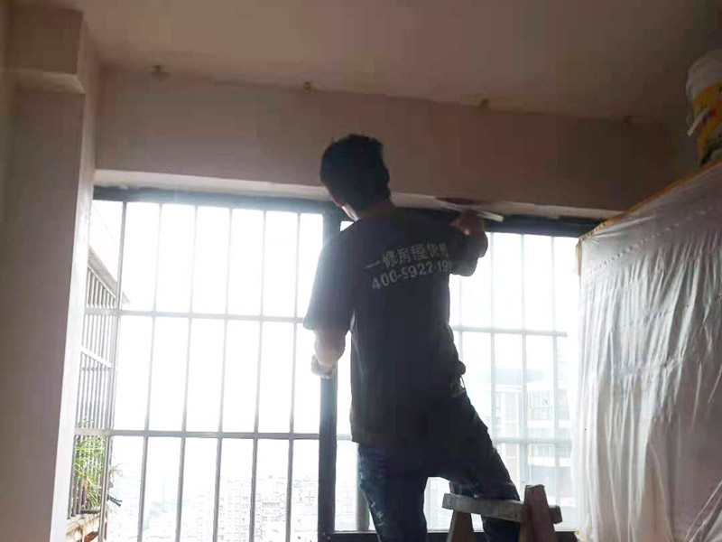房屋墻面修補一次又一次，墻面還是開裂