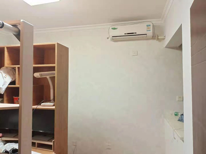 重慶老房子客廳翻新刷漆多久能??？