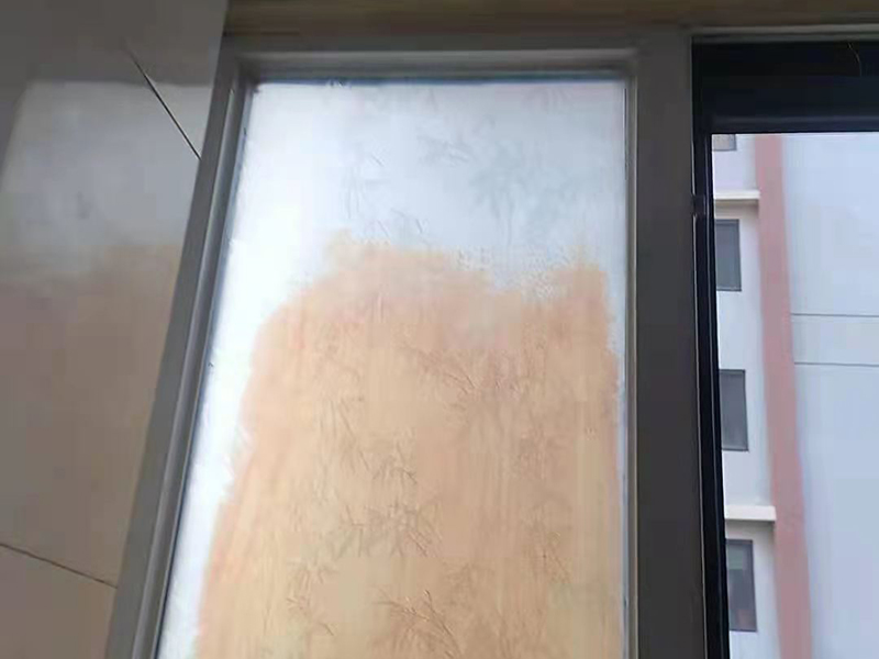 昆明陽臺(tái)安裝玻璃窗多少錢一平方？