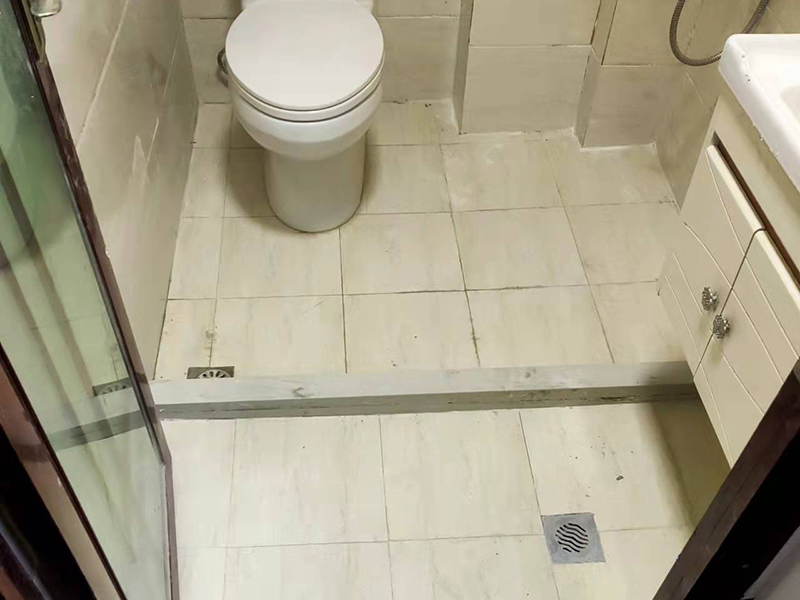 免砸磚做防水涂料100一斤合適嗎？