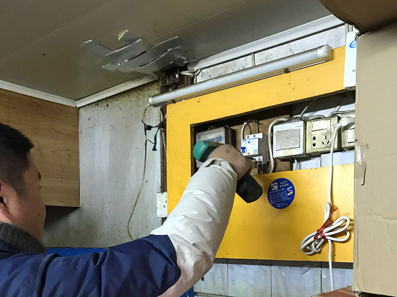 強電弱電交叉怎么處理？強電弱電檢修注
